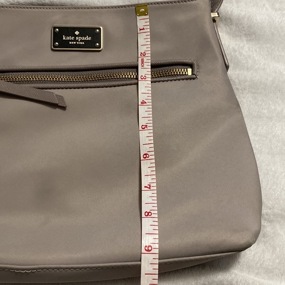 Kate Spade Nylon Crossbody Beige Taupe callouts listed - Picture 9 of 14